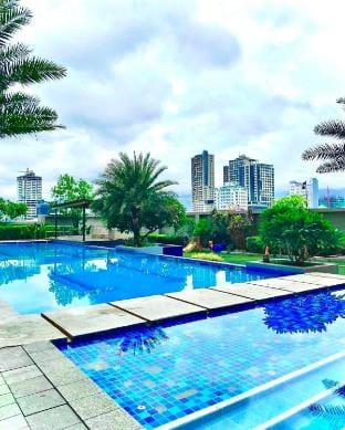 Aesthetic One Bedroom with Balcony CitySeaview Vacation rental in Lapu-Lapu City