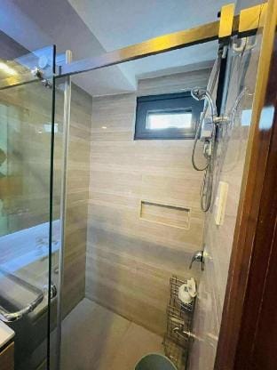 Aesthetic One Bedroom with Balcony CitySeaview Vacation rental in Lapu-Lapu City