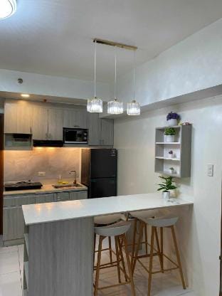 Cozy and modern 2 Bedroom Vacation rental in Lapu-Lapu City