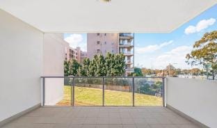 Modern 3BR Mascot Retreat | Walk to Train &Airport Vacation rental in Mascot