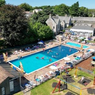 Dog Friendly Holiday Home in Newquay Cornwall Vacation rental in Saint Columb Major