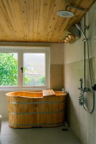 Flow – Signature Mountain View Room | F4 Vacation rental in Vietnam