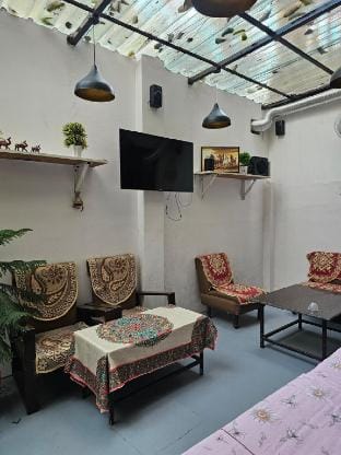 B&B Near Taj Mahal | Ideal for Families & Friends Vacation rental in Agra