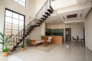 Grandeur 8 BHK Farm w/ pool, Garden & Bonfire Farm Stay in Rajasthan