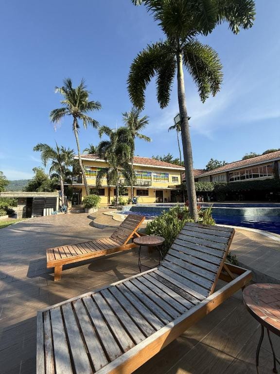 Club Balai Isabel Recto 204 Building Hotel in Tagaytay