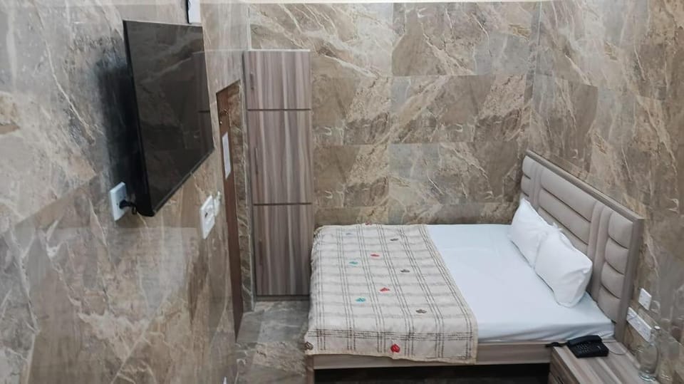MARQUIXE LUXE GUEST HOUSE Hotel in Kolkata