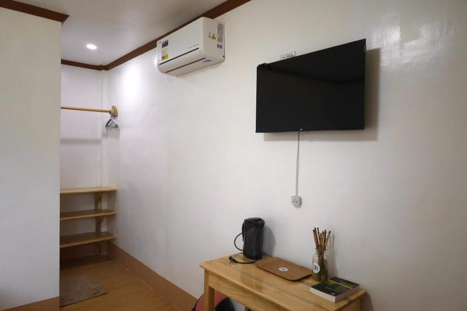 Backroad Guest House Hotel in Siquijor