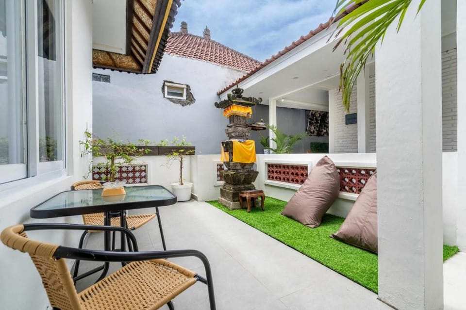 Bali Bay By Urban Haven Bed and Breakfast in Denpasar