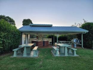 Toowoomba Caravan Park Campground/ 
RV Resort in Toowoomba