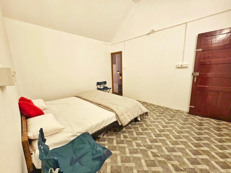 Tribano vattavada Campground/ 
RV Resort in Kerala