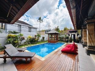 Bali Soluna Homestay Vacation rental in North Kuta