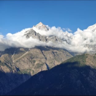 Roghi Heights Vacation rental in Himachal Pradesh