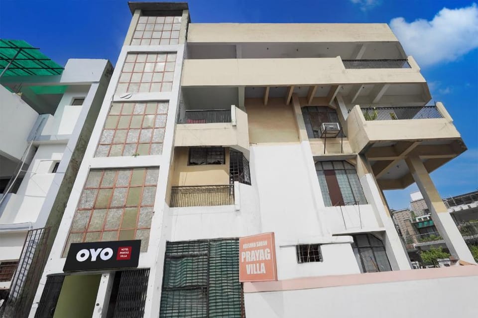 SPOT ON Hotel prayag villa Hotel in Uttar Pradesh