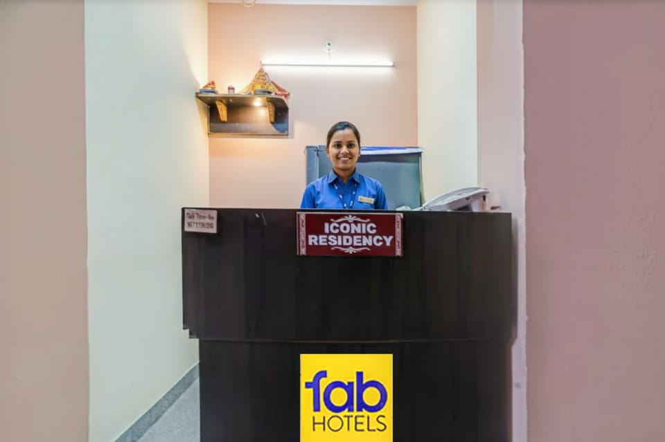 FabHotel Iconic Residency Hotel in New Delhi