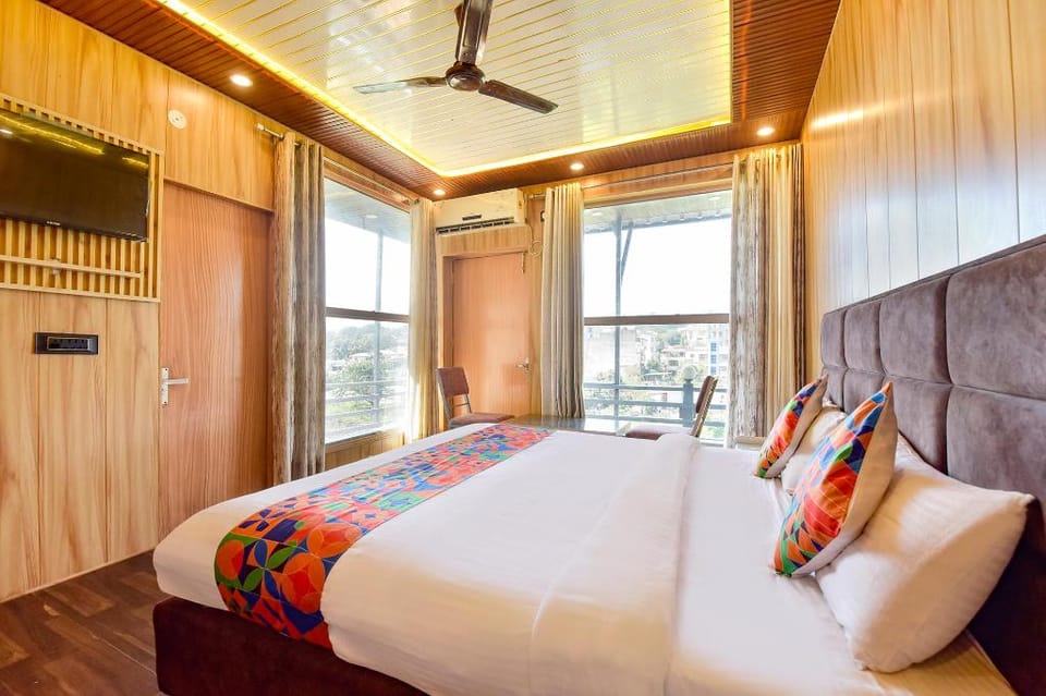 FabHotel Doon Classic Homestay Hotel in Dehradun