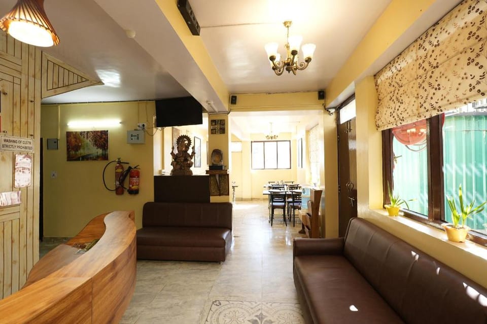 Harmony Sentiments Shimla (The Mall Road) Hotel in Shimla