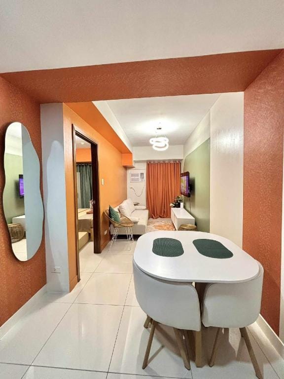 1 bedroom with balcony Hotel in Lapu-Lapu City