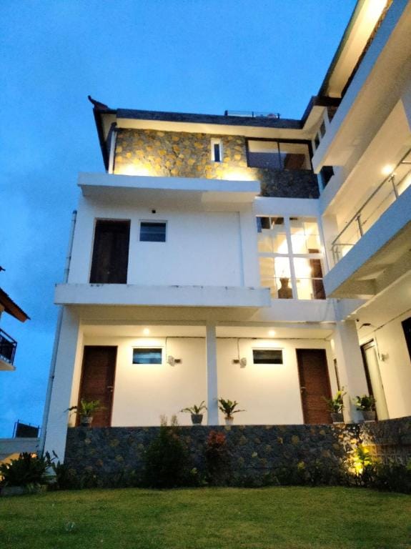 Cozy Sunrise Villa Ungasan Hotel in Bali