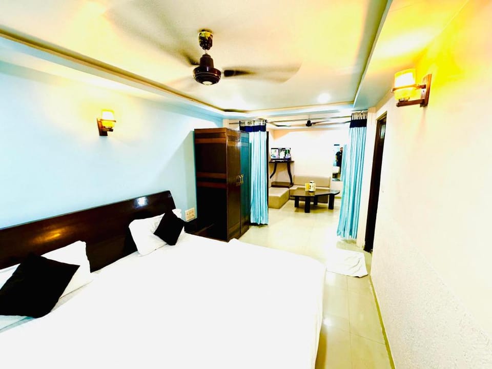Hotel Ashoka Mount Abu Nakki Lake Hotel in Gujarat