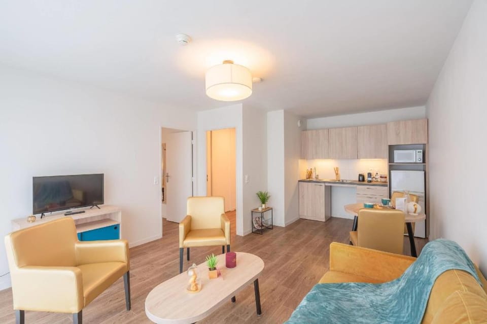 Quality Suites Reims - Les Capucins Hotel in Reims