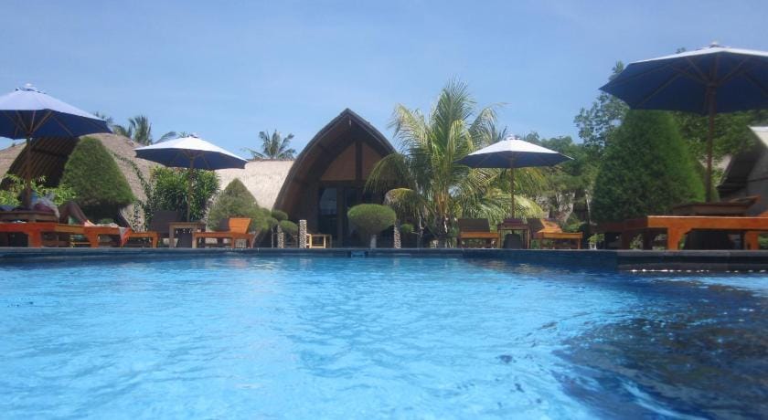 Sandy Beach Bungalows Hotel in Pemenang