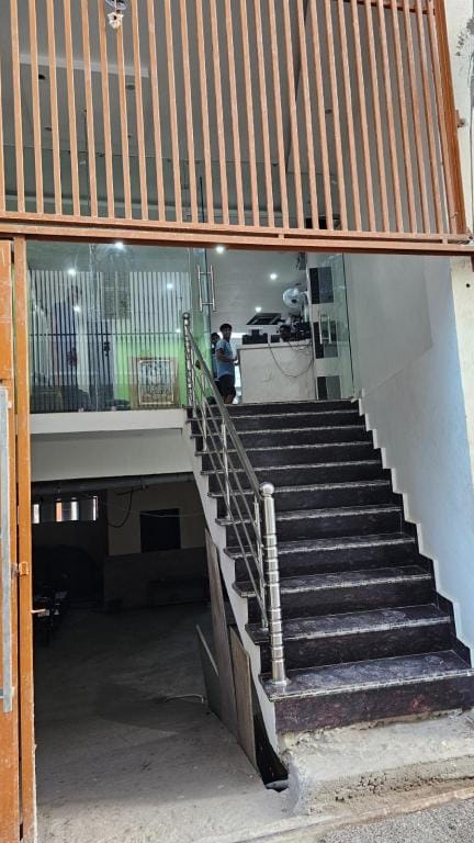 Goroomgo Shree Ramayanam Ayodhya Hotel in Uttar Pradesh