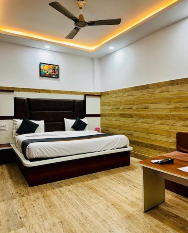 Hotel JCM Palace Katra Hotel in Punjab
