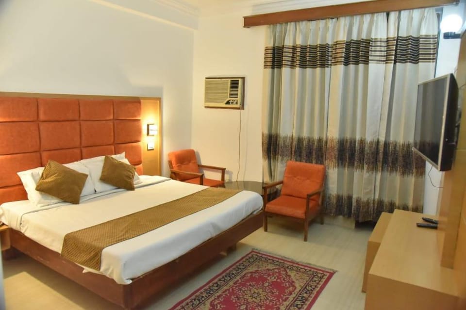 Hotel Atul Regency Katra Hotel in Punjab