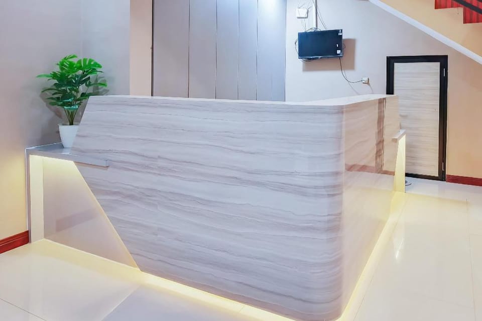 Urbanview SANT Hotel Syariah near Stasiun Tegal Hotel in Indonesia