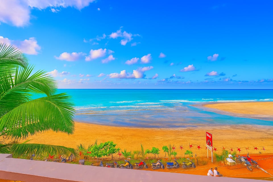 Dolce Luxury 4-BHK Villa on Ashwem Beach Hotel in Mandrem