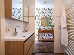 Villa in Andijk with Hot Tub and Garden Villa in Flevoland, Netherlands