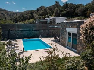 bedroom villa in Agia Triada Villa in Crete Region