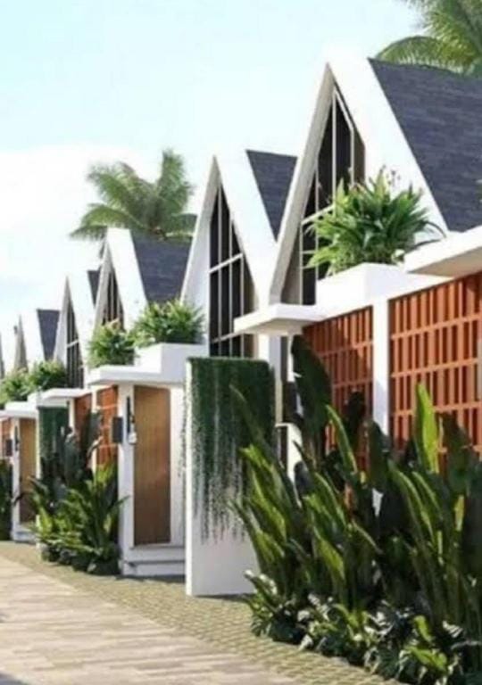 Serene Bali Villa with Private Pool and Antiqued Charm Hotel in North Kuta