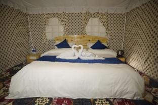 Parvati Baag Camps by Feast Holidays Luxury tent in Himachal Pradesh