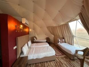millennium camp  Luxury tent in South District