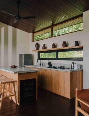 DUNIA VILLA|2BR Luxury villa|Sea View|Private Pool Villa in West Praya