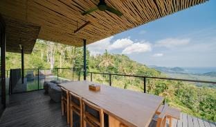 DUNIA VILLA|Casa Sud 3BR | Sea View| Private Pool Villa in West Praya