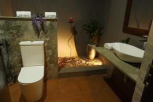 AMcroos Villa in Negombo