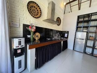 Surfside Studio Villa Villa in West Selemadeg