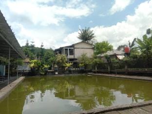 Villa Diroemah Puncak Villa in Cisarua