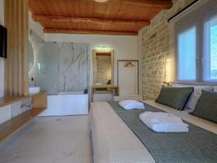 Villa in Prinos with Pool  Mountain Views Villa in Crete Region