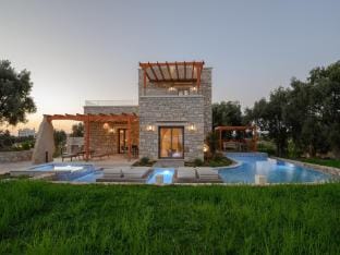 Villa in Prinos with Pool  Mountain Views Villa in Crete Region