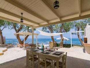 Stunning villa in Sfakaki Villa in Crete Region