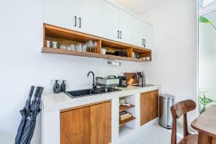 Villa Dayuh – Monochrome Beauty in Canggu Villa in North Kuta