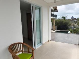 Cozy villa sunrise with balcony Room #8 Villa in Bali