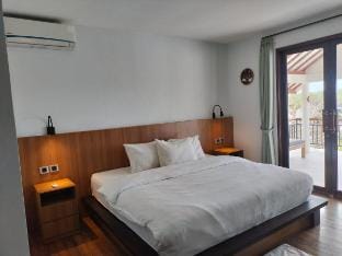 Villa 1 (Room#1), AC, Wi-Fi, Balcony Villa in Bali