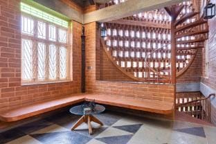 AR Lighthouse Bay Villa with Jacuzzi by Roscotel Villa in Puducherry
