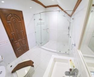 Ishara Villa 5 Bedrooms Hotel in Pattaya City