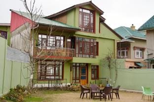 The Velvet Nest
•Entire 3bhk villa• Villa in India