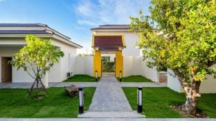 中天海滩 10卧豪华泳池别墅，可住26人 设备齐全 Villa in Pattaya City